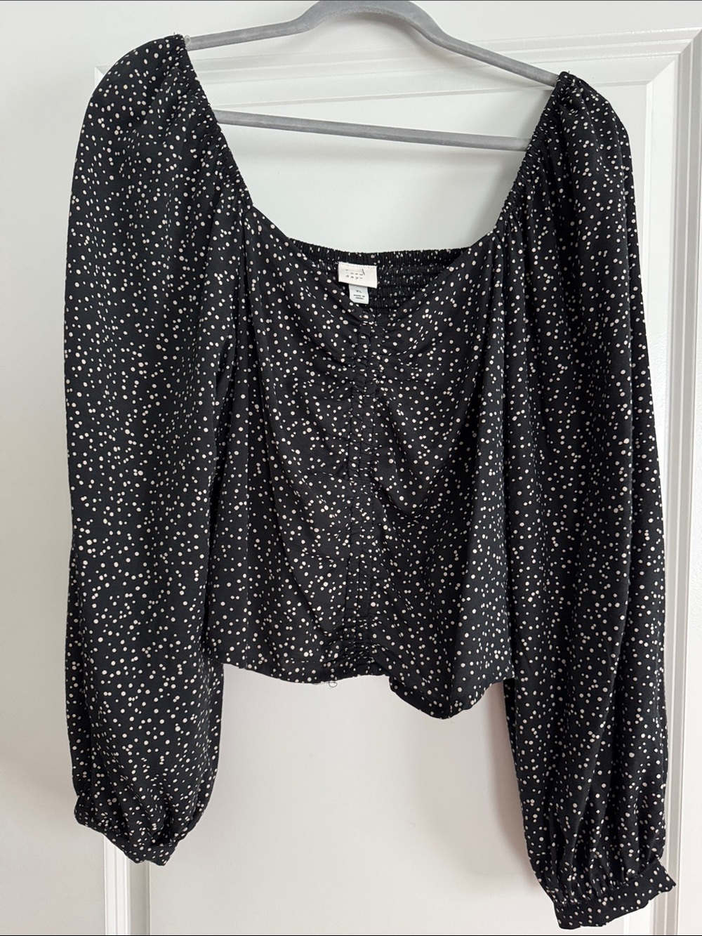 a new day Black Speckled Puff Sleeve Crop Top